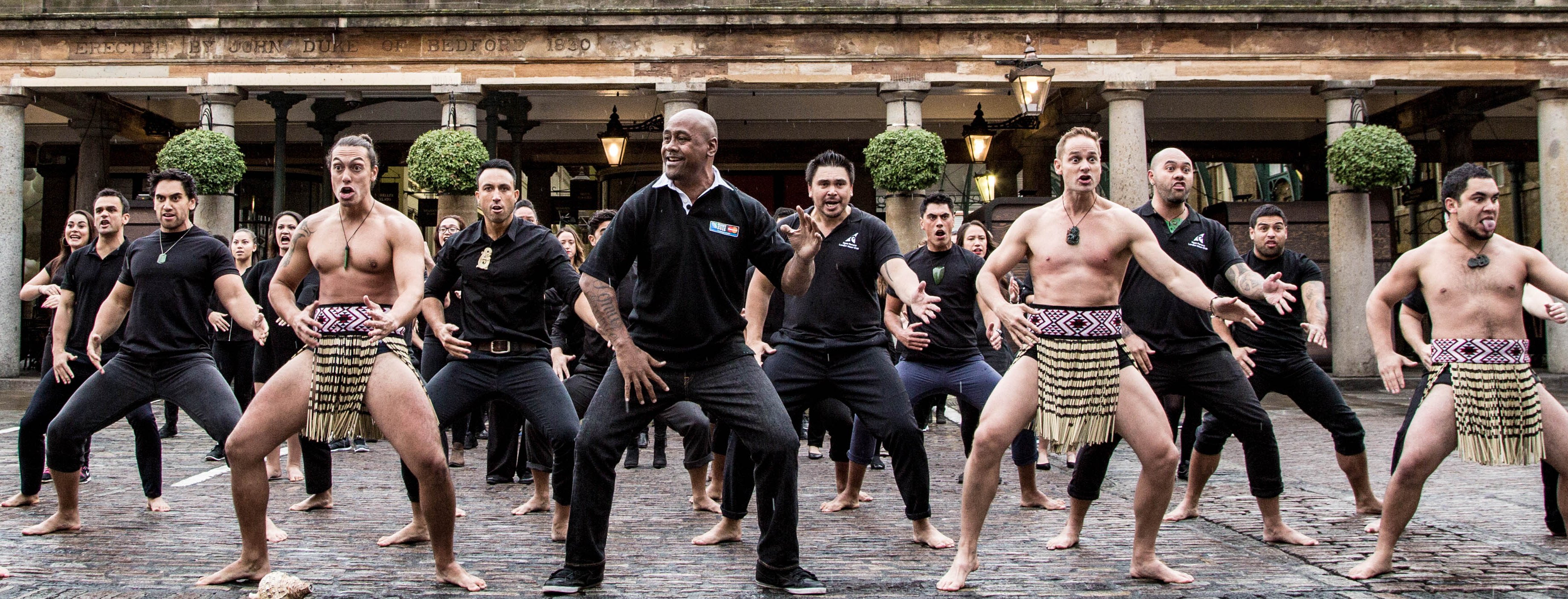 MasterCard Rugby World Cup 2015 ambassador Jonah Lomu, accompanied by Londoners and the Ngāti Rānana London Māori Club performed a Priceless haka in Covent Garden, London.