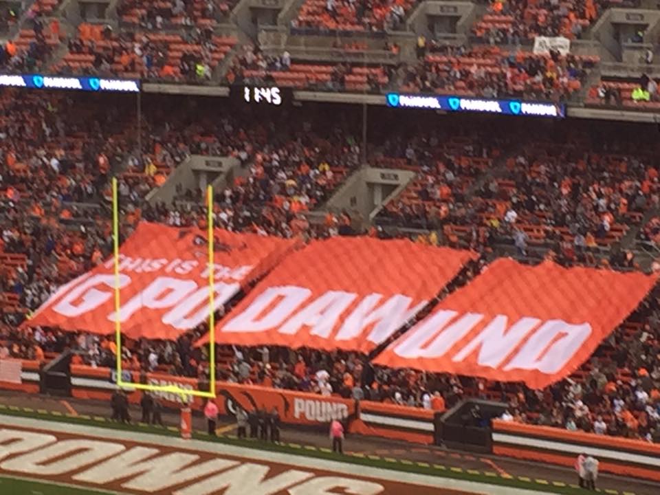 browns-fans-mistakenly-spell-gpodawund-instead-of-dawg-pound