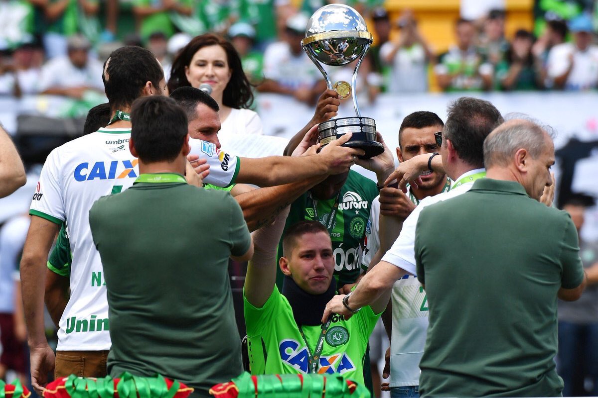 Chapecoense plane tragedy survivor Jackson Follmann entered the pitch earlier today holding the Copa Sudamericana trophy
