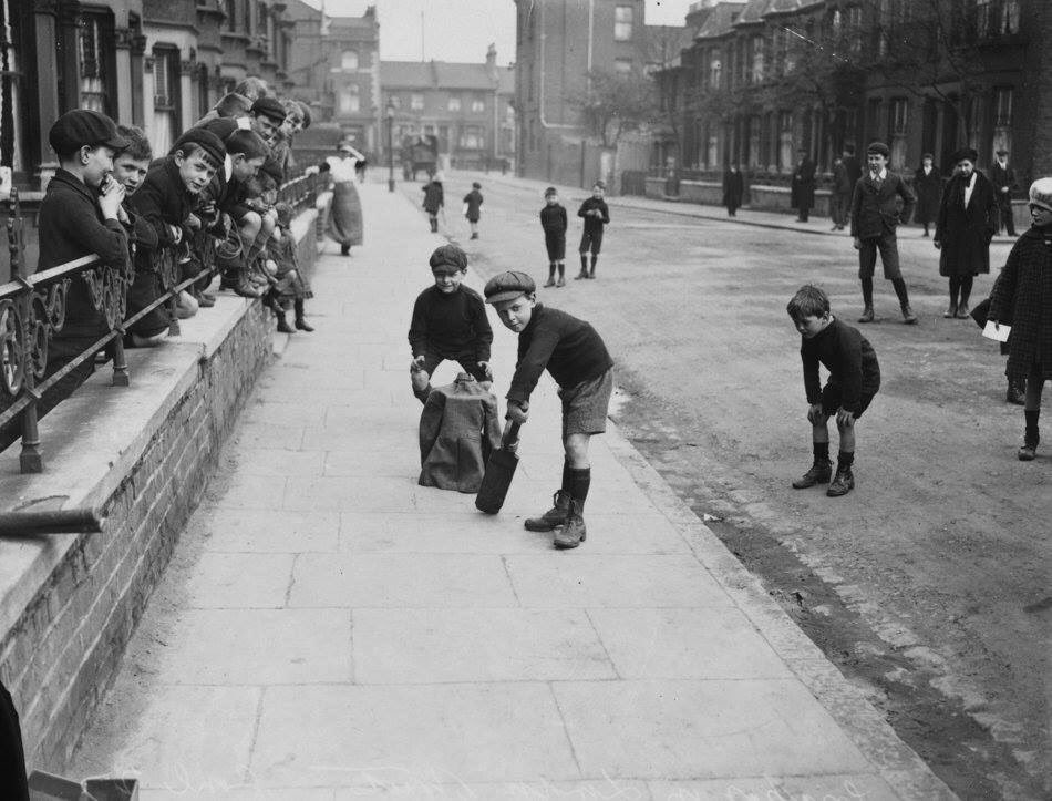 Street Cricket 1926